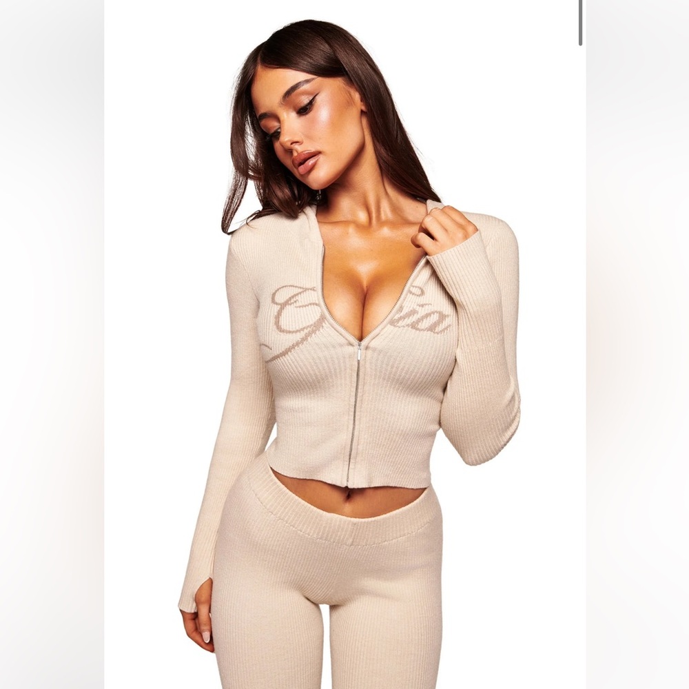 Blare Knit Hoodie iamgia